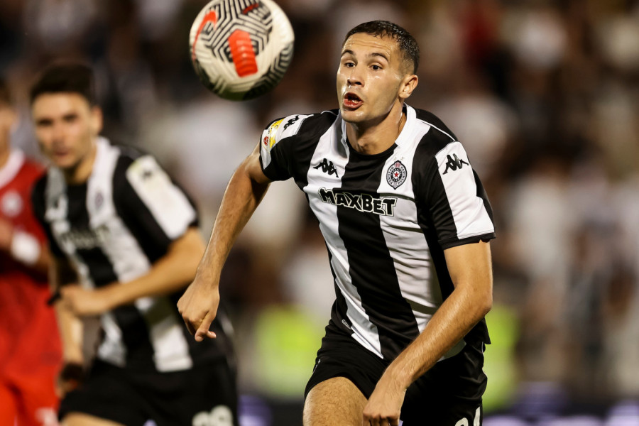 ZA PARTIZAN BI NAVUKAO I RUKAVICE I STAO NA GOL: Vukašin Đurđević RASPAMETIO grobare izjavom o crno-belom klubu!