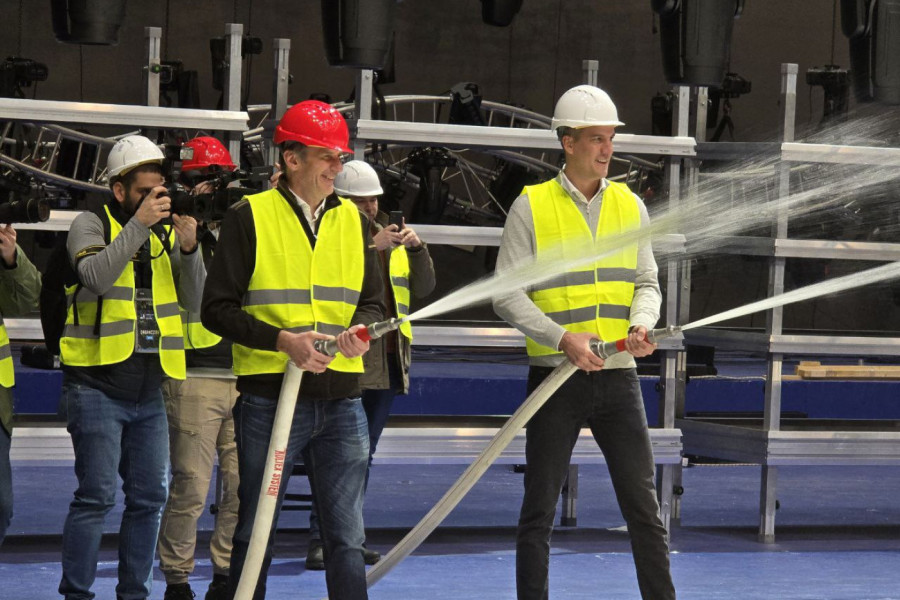 POČELO POTAPANJE ARENE: U našoj najvećoj hali polako "niče" bazen (VIDEO)