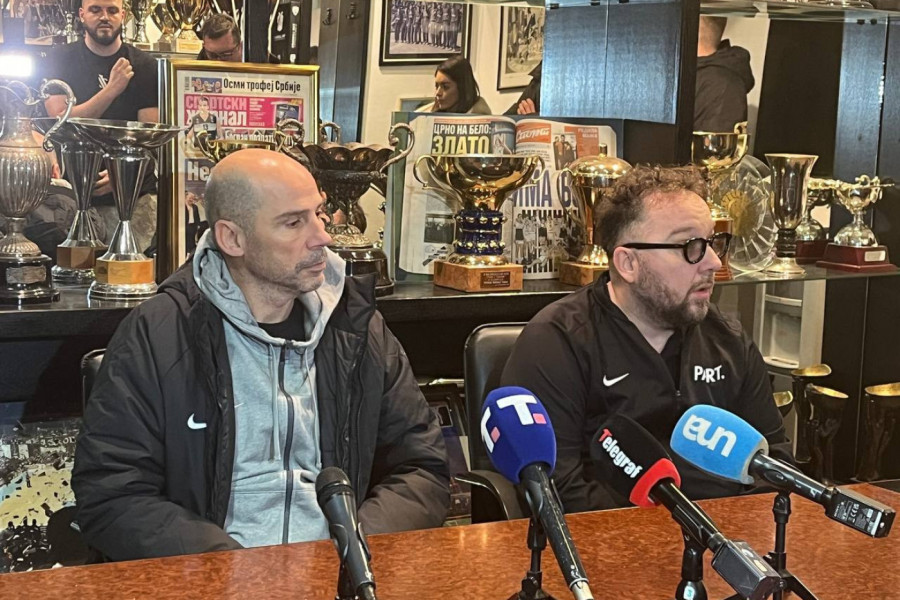 "NJEGOV UM NIJE BIO U PARTIZANU": Penjaroja objasnio zašto su se crno-beli rastali sa Tajrikom Džonsom! (VIDEO)