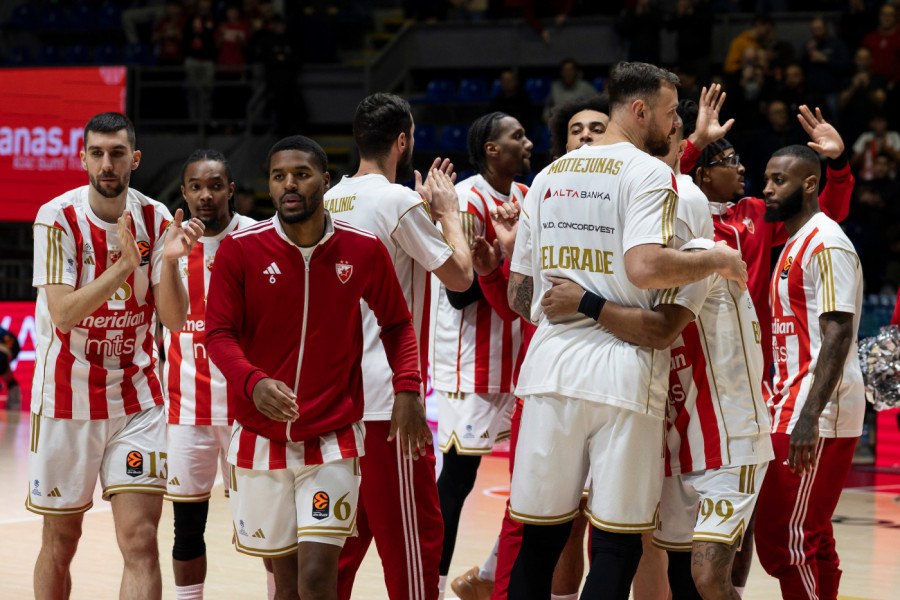 ZAGRMELO U PIONIRU! Ovako su delije pozdravile svoje miljenike! (VIDEO)