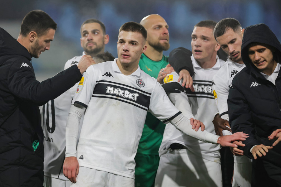 PARTIZAN ZVANIČNO OSTAO BEZ BISERA: Fudbaler crno-belih se EMOTIVNO oprostio od voljenog kluba! (FOTO)