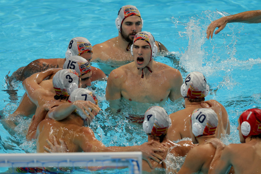 ŠPANIJA SUZAMA NE VERUJE: Zanemeli su! Urnebesan snimak komentatora nakon trijumfa Srbije (VIDEO)