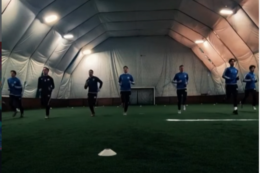 KUCNUO JE ČAS: Brodarac kuje formu za proleće