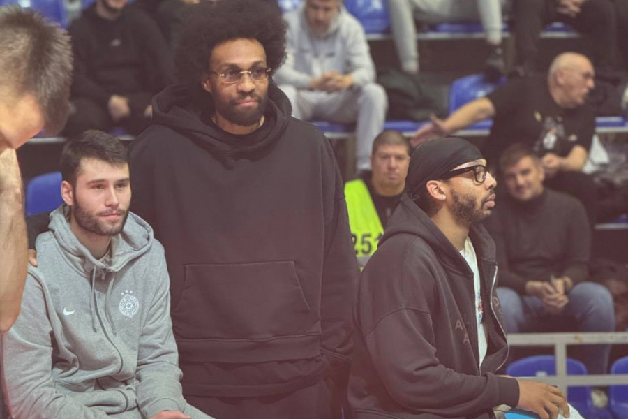 IZRAZI LICA SVE GOVORE: Pogledajte reakciju povređenih igrača Partizana, Miltonova SA GIPSOM je posebna (FOTO, VIDEO)