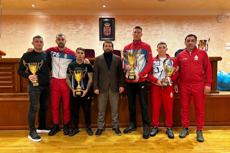 Bokserski savez Srbije uručio godišnje nagrade: Sara Ćirković i Rastko Simić najbolji seniori u 2025.