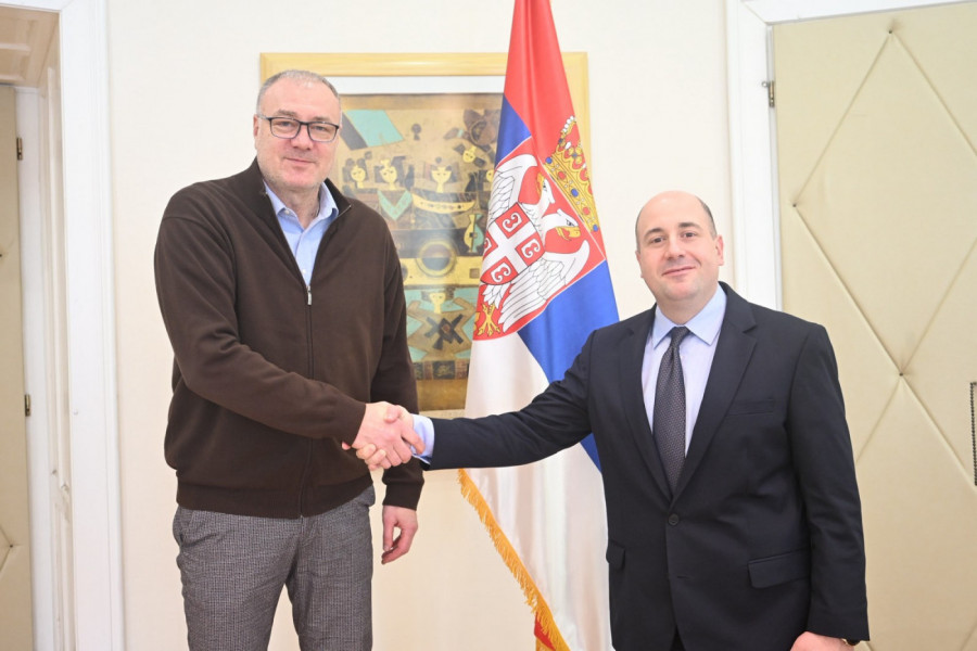 KLJUČAN SASTANAK ZA RAZVOJ ŠKOLARACA: Sistemsko bavljenje decom i mladima prioritet