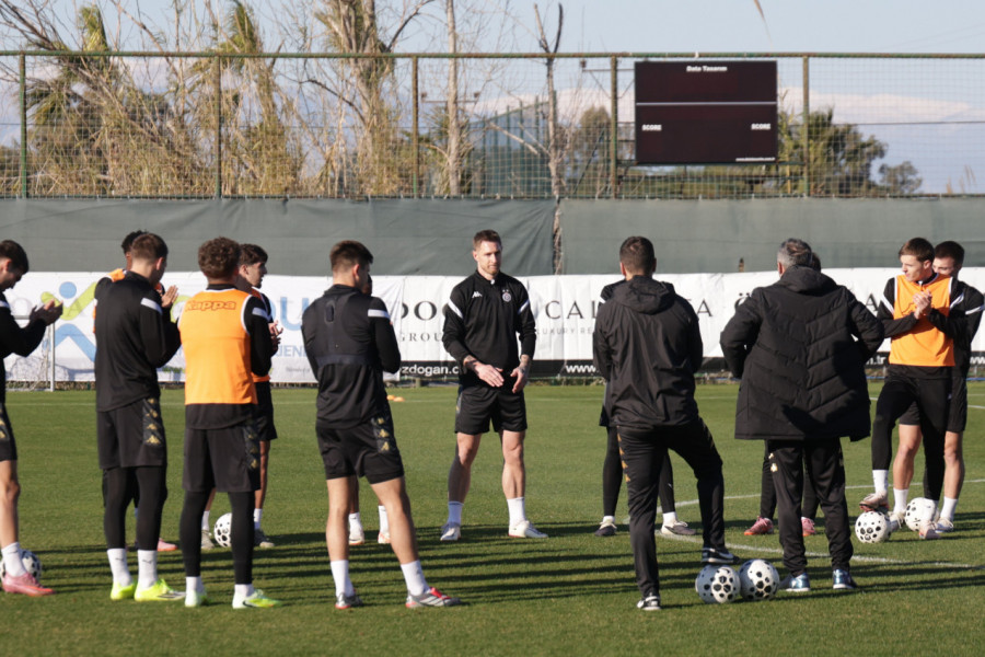 FUDBALER PARTIZANA UPITAN ZAŠTO NE IGRA, PA ŠOKIRAO ODGOVOROM: Niti sam ja zvao tebe da me intervjuišeš...