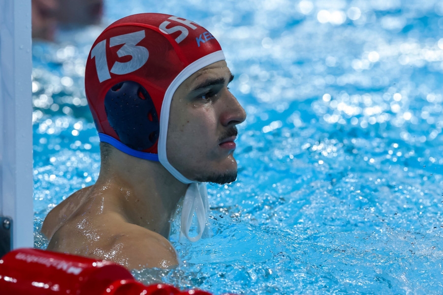 GLUŠAC ZAGRMEO PRED CRNOGORCE: Ministar odbrane "delfina" poslao moćnu poruku uoči bratskog duela!