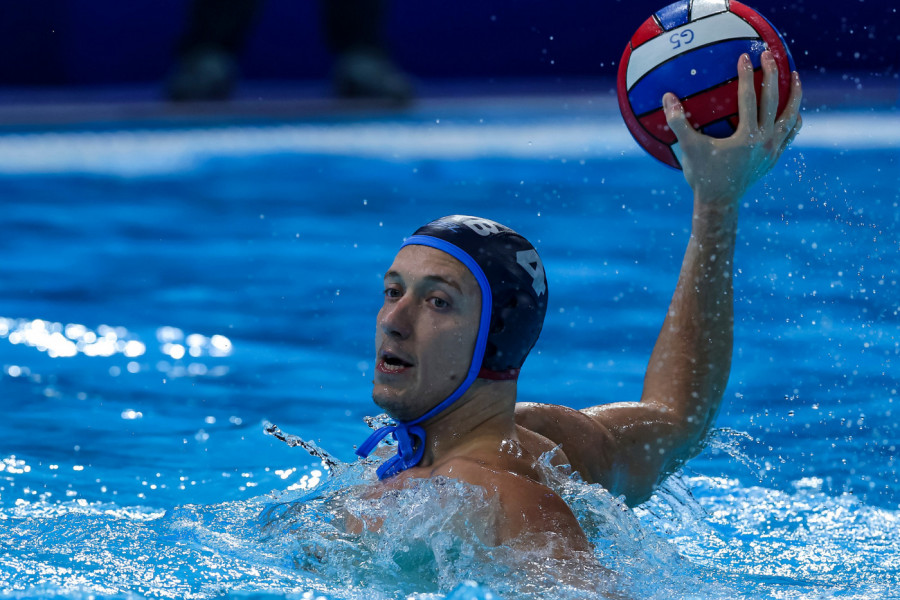 SRBIJA JURI NOVU POBEDU PROTIV CRNE GORE: Ovde možete gledati pravi vaterpolo klasik (FOTO-GALERIJA)