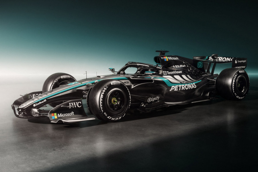 "SREBRNE STRELE" nišane vrh: Mercedes prikazao novu kreaciju bolida za F1! (FOTO-GALERIJA)