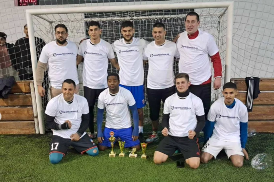 AKO SE PO JUTRU DAN POZNAJE...: Prva ekipa kojoj je Sportissimo poklonio opremu-osvojila turnir