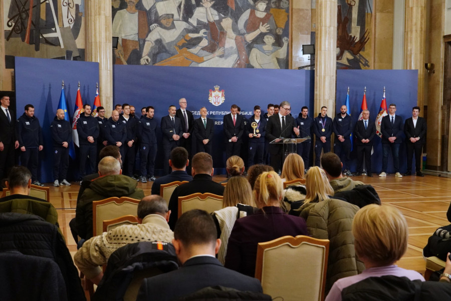 EVO ZAŠTO MANDIĆ I ĆUK NISU BILI KOD VUČIĆA: Ovo je objašnjenje za ne dolazak na prijem zlatnih vaterpolista