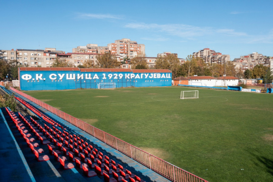 PROLEĆE STIGLO I NA SUŠIČKO BRDO: Budućnost rival na premijeri