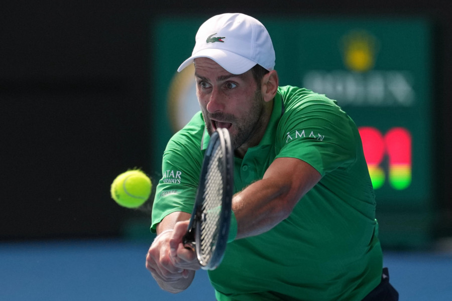 ZA FINALE: Novak Đoković ukršta reket sa Janikom Sinerom!