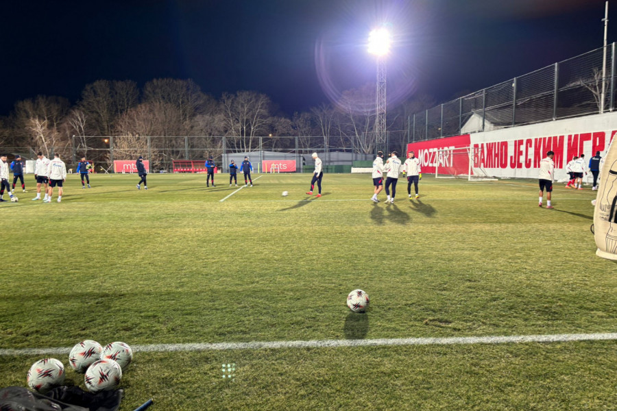 PRIZOR KOJI SU DELIJE ČEKALE: Navijačima Zvezde pao kamen sa srca (VIDEO)