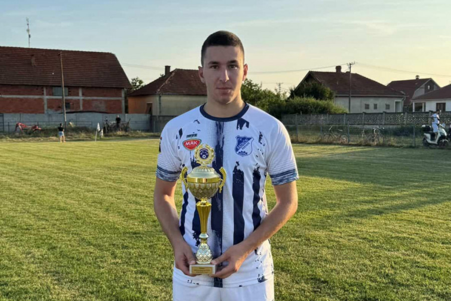 PEKSA SA VRATIO: Radnički dobija ozbiljno pojačanje u defanzivnom delu tima!