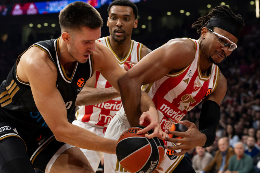 ŠOK SERIJA DUBAIJA, OBRADOVIĆ REAGUJE: Musa kaznio Zvezdu, Obradović zatražio hitan tajm-aut!