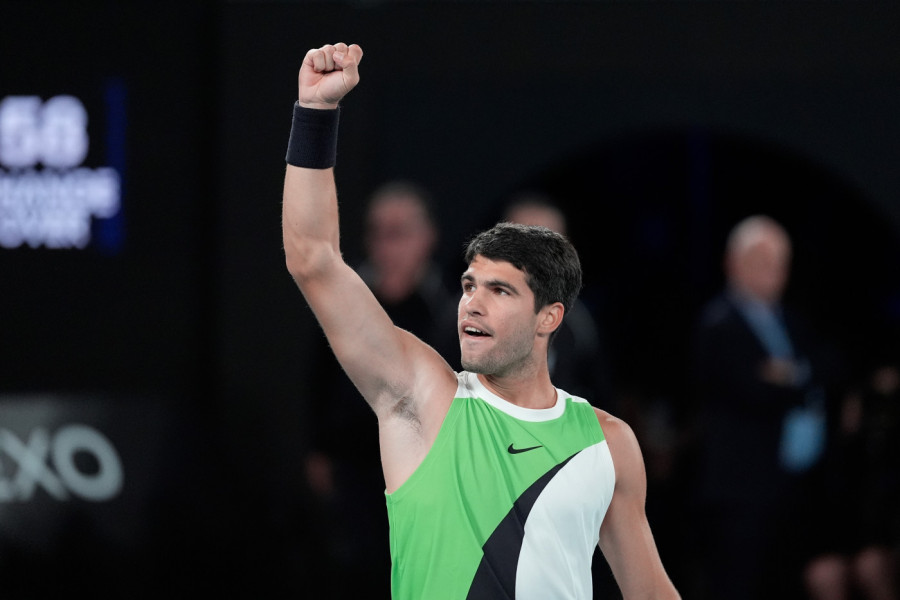 FAVORITI PREŽIVELI DRAMU U DOHI: Siner rutinski, Alkaraz od "ambisa" do ekspresnog preokreta!