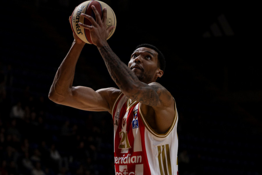 BOLOMBOJ ŠOKIRAN POTEZIMA SAŠE OBRADOVIĆA: Centar Zvezde to nije doživeo u karijeri