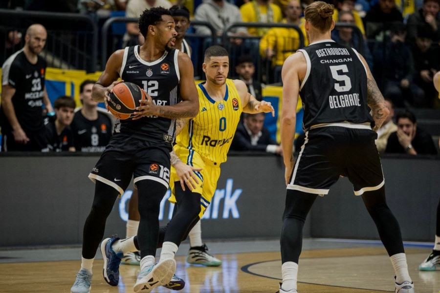 PARNI VALJAK MELJE: Partizan održava vođstvo - Sterling Braun sipa trojke!