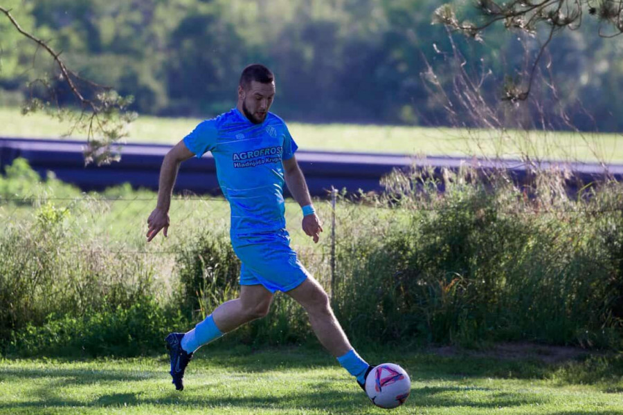 DUGOGODIŠNJA ŽELJA JE TU: Stefanović je jako tražen igrač u okolini!