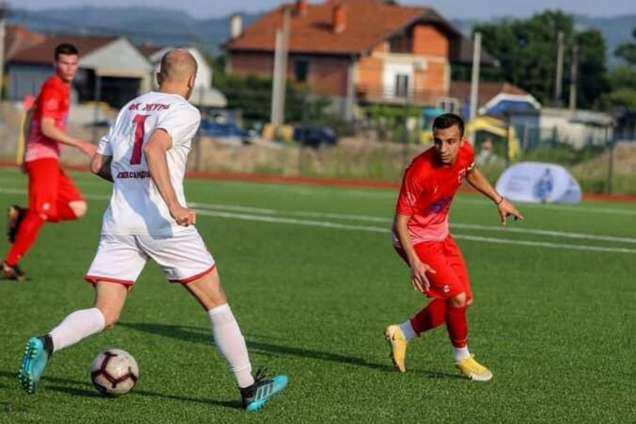 POVRATAK NAKON ŠEST MESECI: Zdravić je opet zadužio crveno-belu opremu!