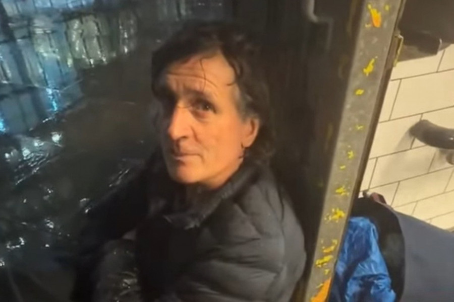 Hranila je beskućnika svaki dan, a nije znala ko je: Kad je shvatila da je on LEGENDA FUDBALA, zanemela je! (VIDEO)