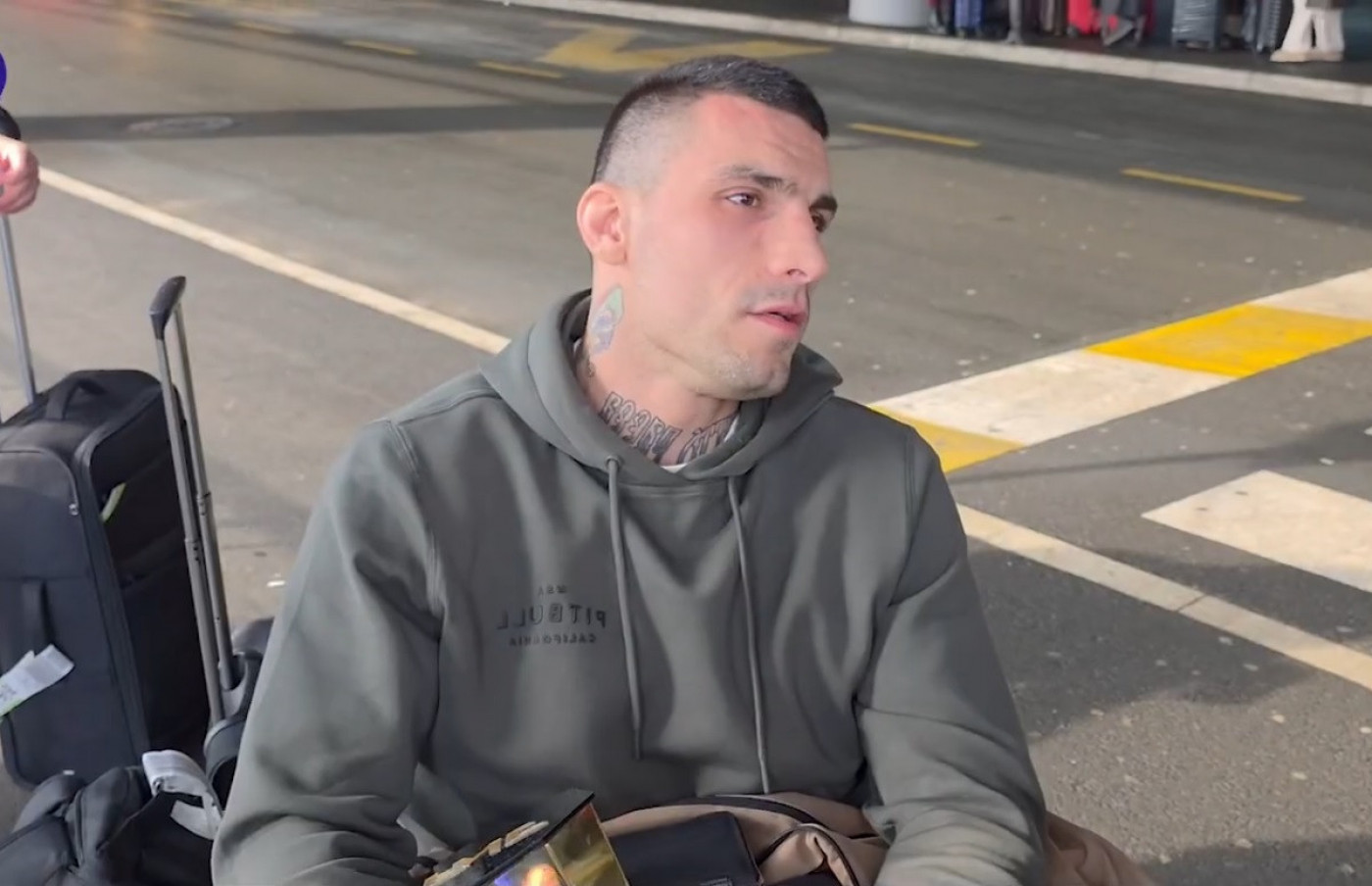 Prve reči Aleksandra Ilića Džokera u kolicima po sletanju u Beograd