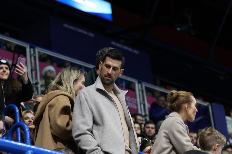 LINDZI VON UVREDILA ĐOKOVIĆA: Čim je shvatila šta je uradila, odmah je morala da obriše tvit! (FOTO)