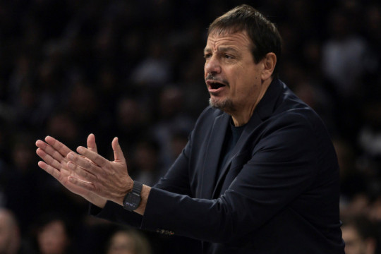 POHVALIO CRVENO BELE! Ergin Ataman: Najbolji tim u regularnoj sezoni!