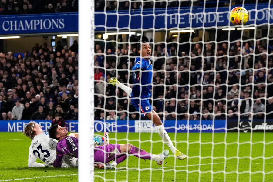 ČELSI PROSUO VIĐENU POBEDU: Njukasl produbio krizu Totenhema - preokret Bornmuta uz odbrane Petrovića!