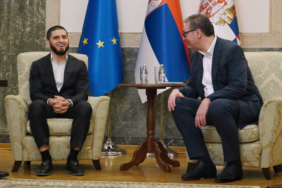 PREDSEDNIK VUČIĆ I MINISTAR GLIŠIĆ UGOSTILI MAHAČEVA: Evo zašto je dagestanski MMA borac došao u Beograd! (FOTO-GALERIJA)