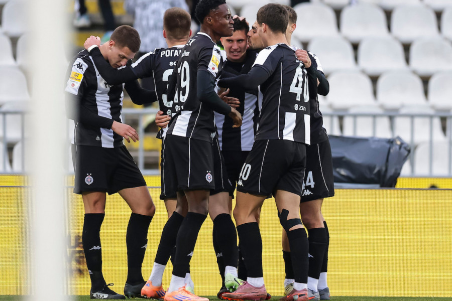 KOSTIĆ U NADOKNADI ZA MAT U DVA ČINA: Partizan na pauzu odlazi sa ogromnih 2:0!