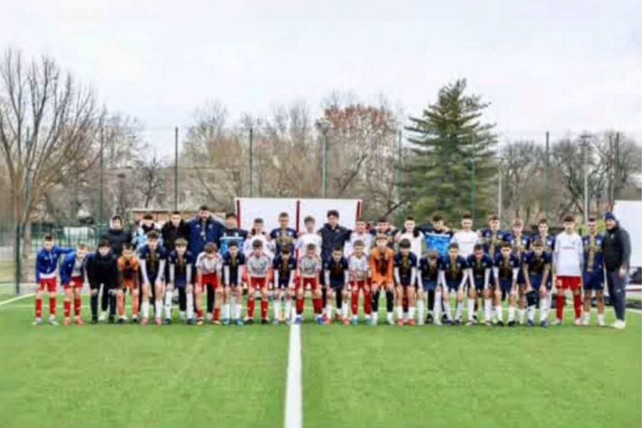 PRAZNIK OMLADINSKOG FUDBALA: Pioniri odmerili snage!