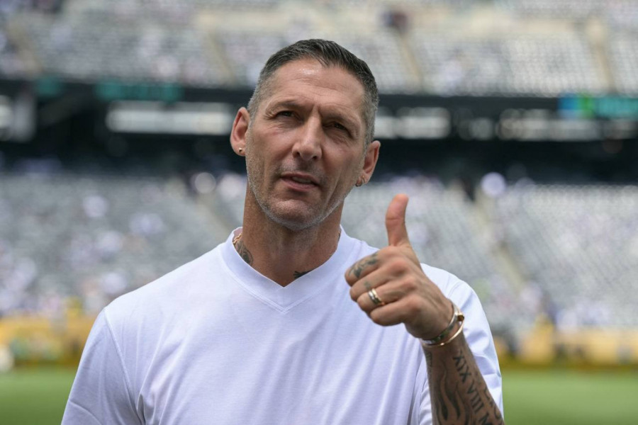 ISPOVEST MAJKE MATERACIJA: Evo zašto je bratanac legendarnog Marka odabrao da igra za Srbiju! (FOTO)