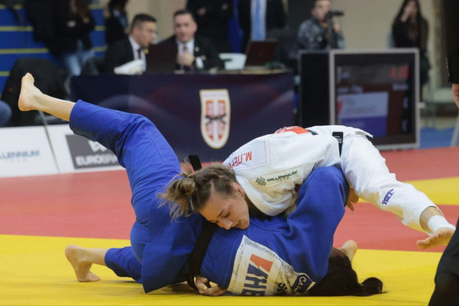 ZVEZDA NASTAVILA DOMINACIJU: Crveno-beli džudisti osvojili čak 16 medalja