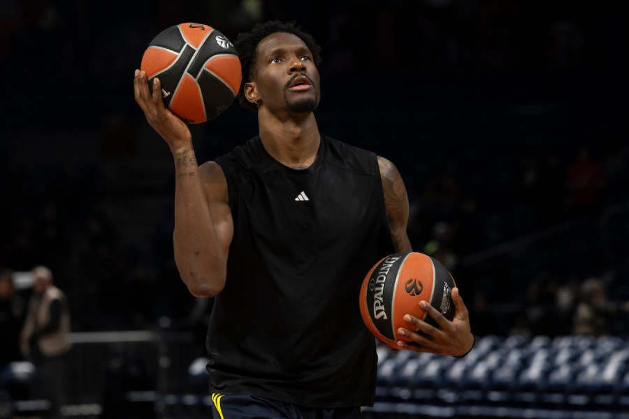 "NE ČUJEM VAS DOBRO OD OVACIJA MVP": Hejs-Dejvis se oglasio zbog kritičara!