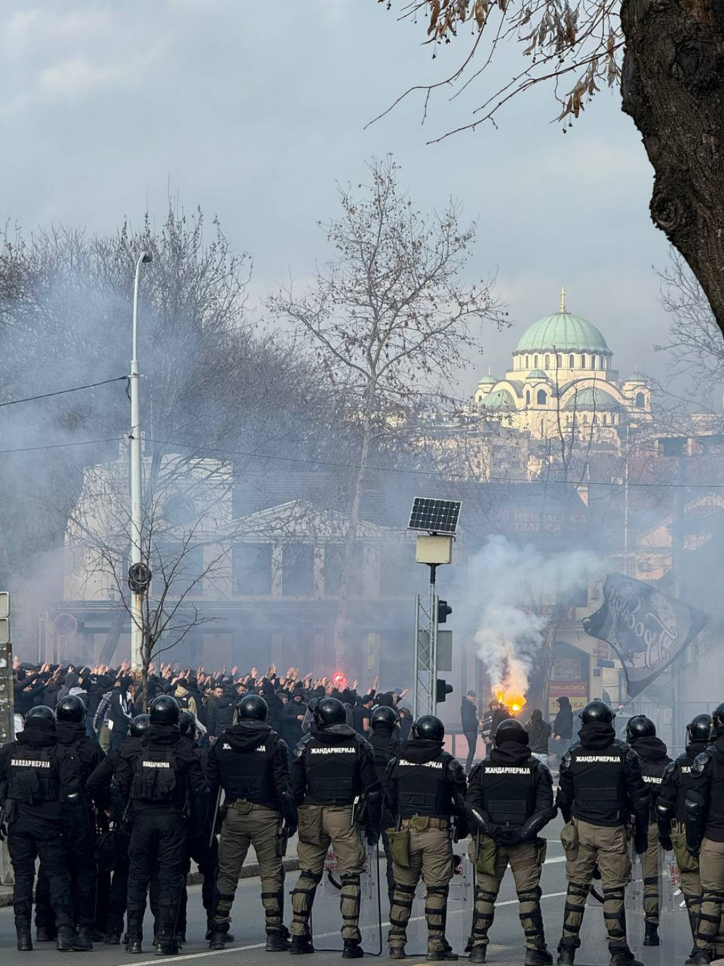 Grobari u korteu krenuli na večiti derbi