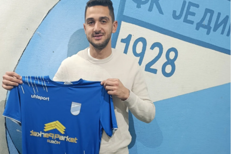 MAKSIMOVIĆ U PLAVOM DRESU: Surčinci sve brojniji