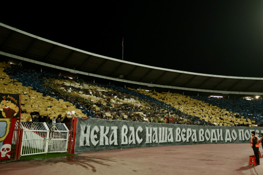 ZVANIČNO: Evo koliko navijača prati uživo meč Zvezde i Lila na Marakani! (GALERIJA)