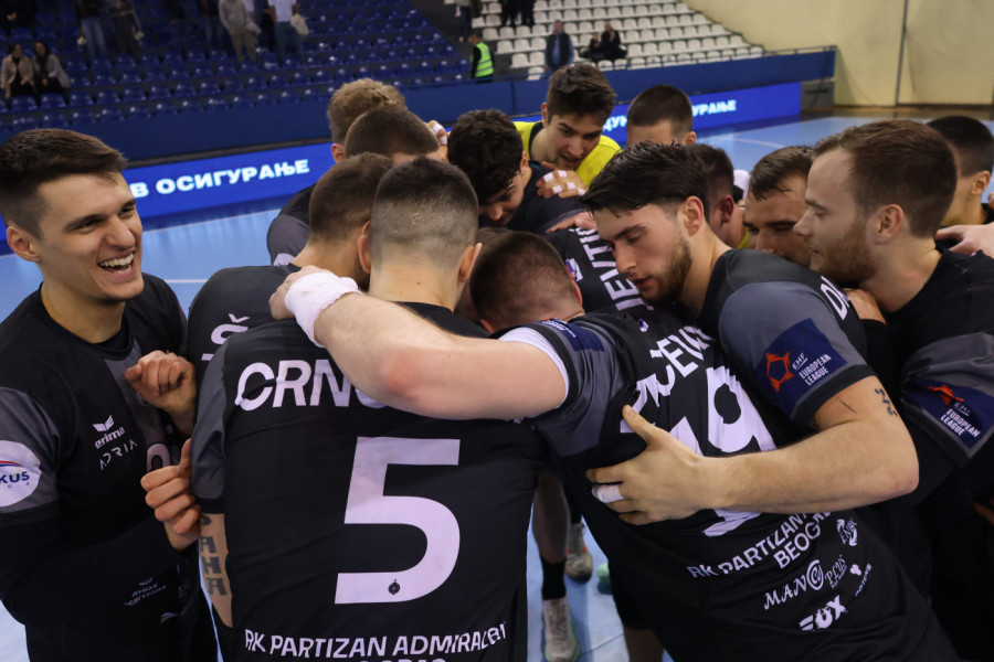 UTAKMICA GODINE: Partizan Admiralbet ukršta koplja sa Vojvodinom za prvo mesto!