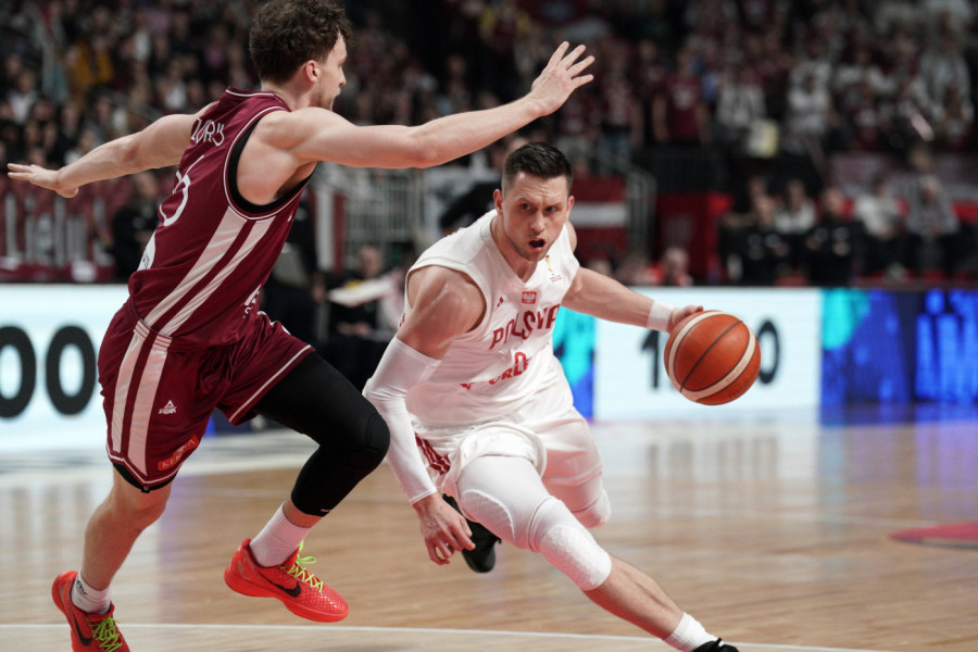 POLJSKA PRVA VIZIRALA KARTU ZA DRUGU RUNDU: Lojd i Sokolovski razbili Letonce!