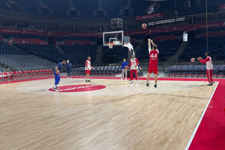 ZVEZDA DOBILA DVA OGROMNA POJAČANJA: Evo o kome se radi!