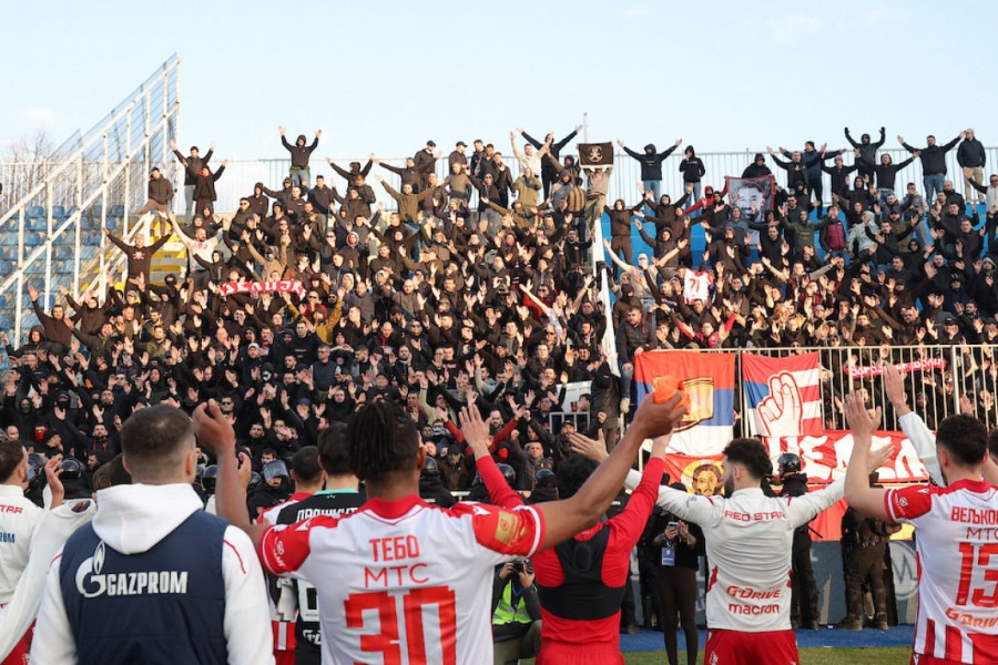 DELIJE MERLINOVOM PESMOM ISPROZIVALE PAZARCE: Stihovi spominju i Ratka Mladića (VIDEO)
