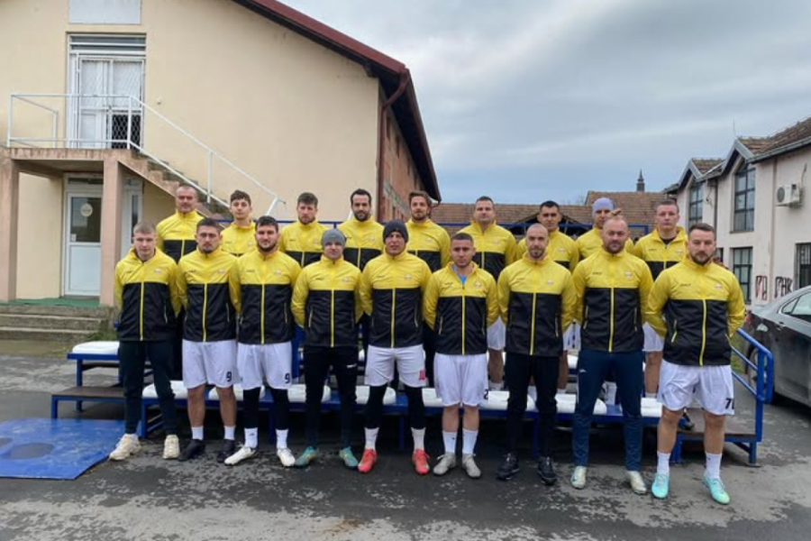 POLET U NOVOM RUHU: Klub iz Novih Karlovaca obezbedio opremu
