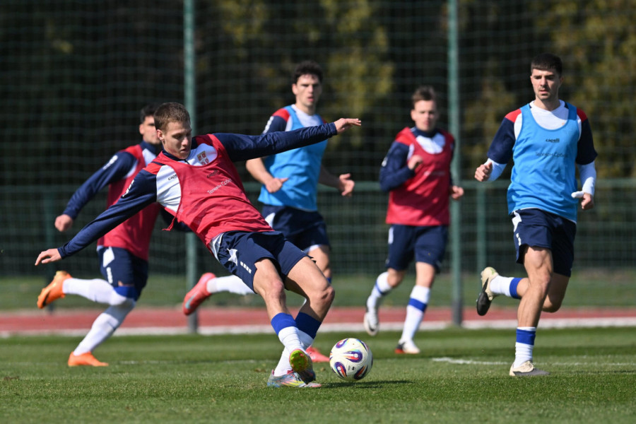 SKANDAL! Pogledajte šta su uradili fudbalerima Srbije pred meč sa Španijom!