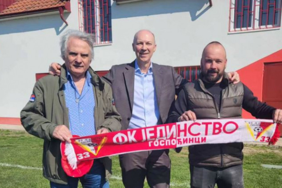 LEGENDA CRVENE ZVEZDE SA ŠALOM U OMILJENIM BOJAMA: "Zvezda je i dalje broj jedan, ali..."