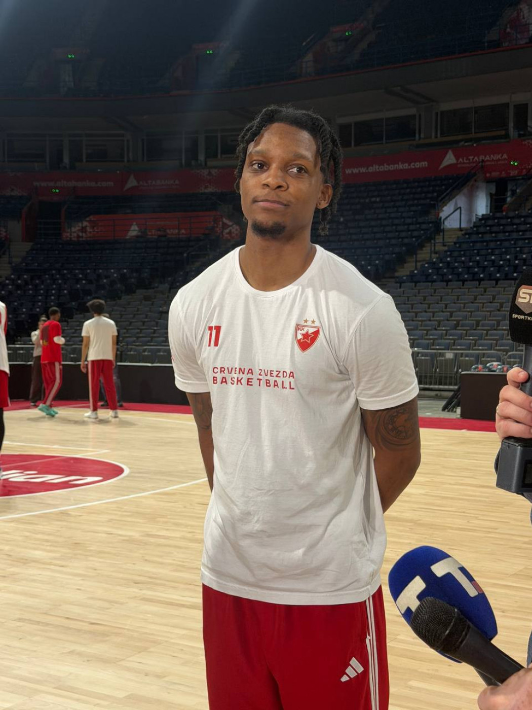 Zvezdin povratnik Tajson Karter prvi put pred medijima posle izlečene embolije