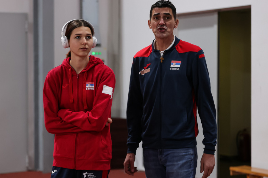 EMOTIVNA OBJAVA ANGELINE TOPIĆ (VIDEO)