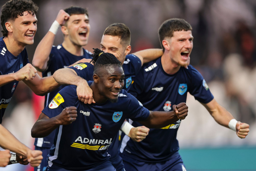 ŽELEZNIČAR ISPISAO ISTORIJU: Ovo se nikada nije desilo u Superligi Srbije - igrači to "vatreno" proslavili! (FOTO, VIDEO)